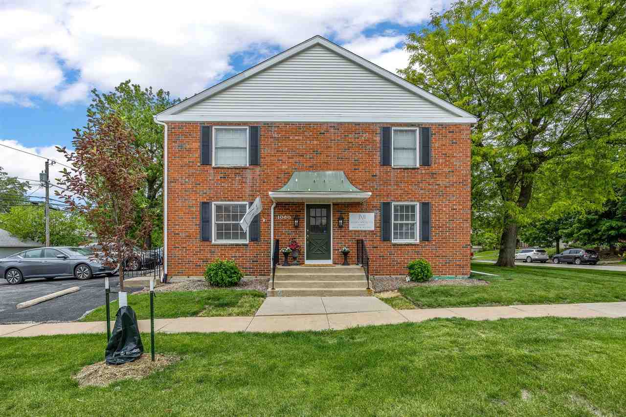1080 9th Ave Marion IA 52302