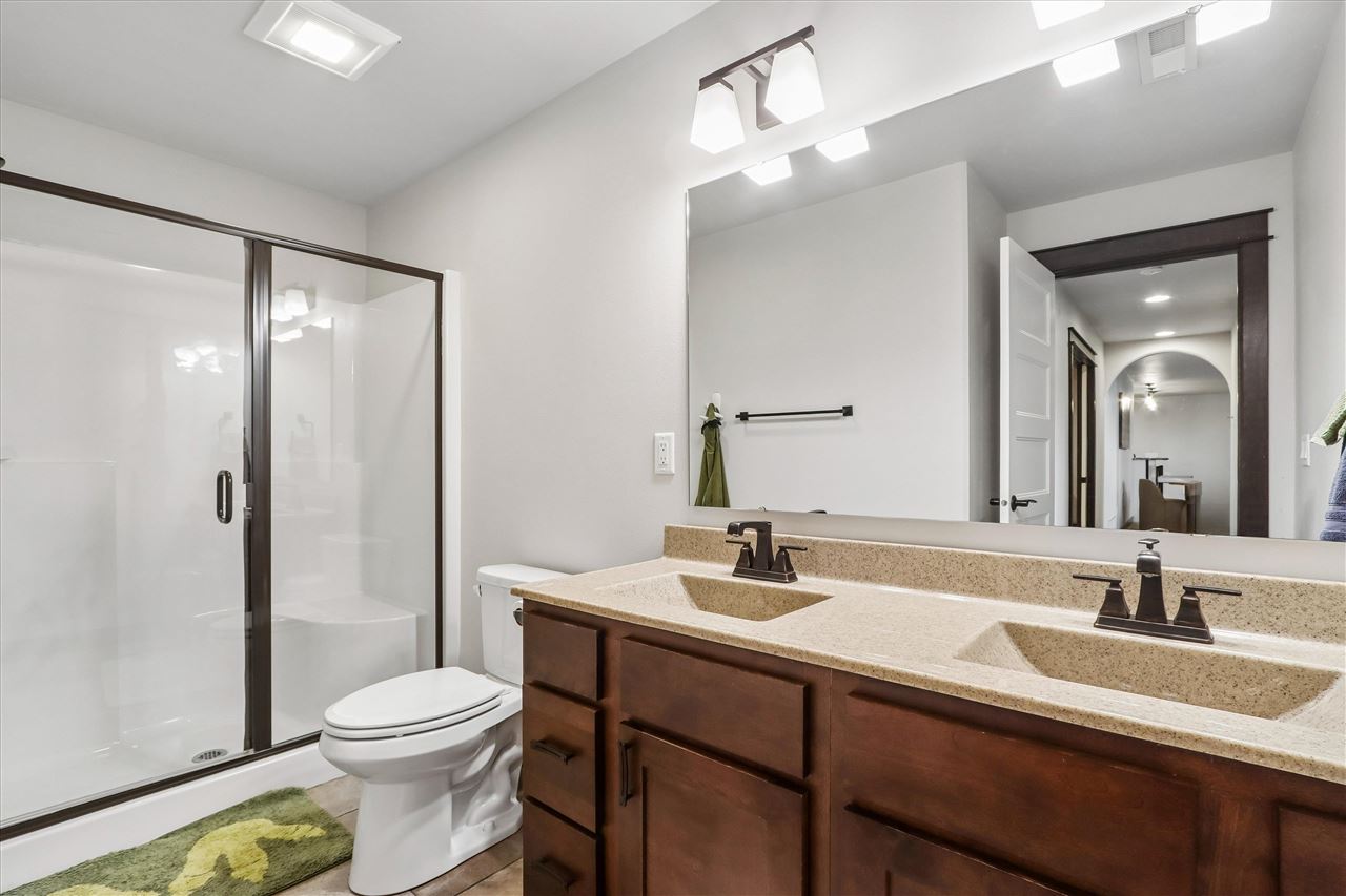 Property Photo 50