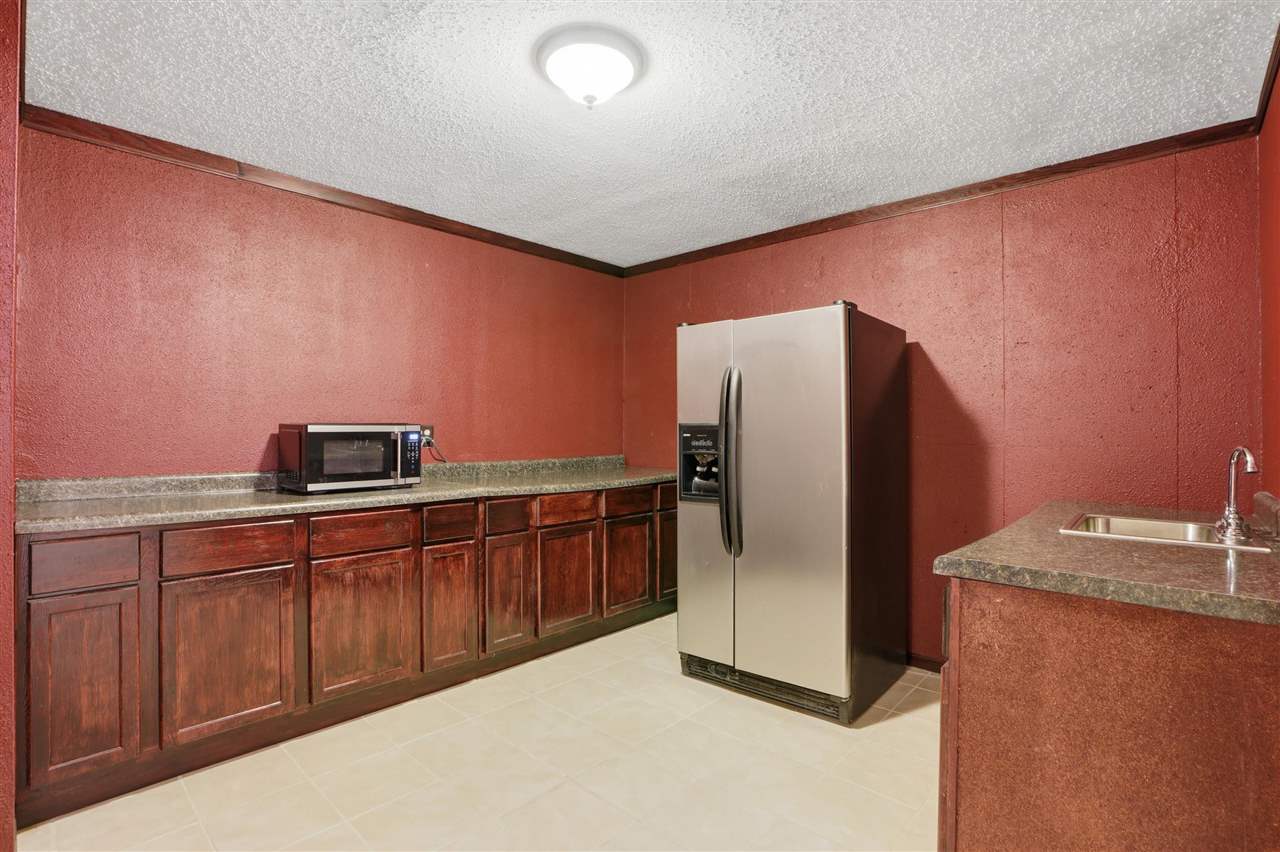 Property Photo 41