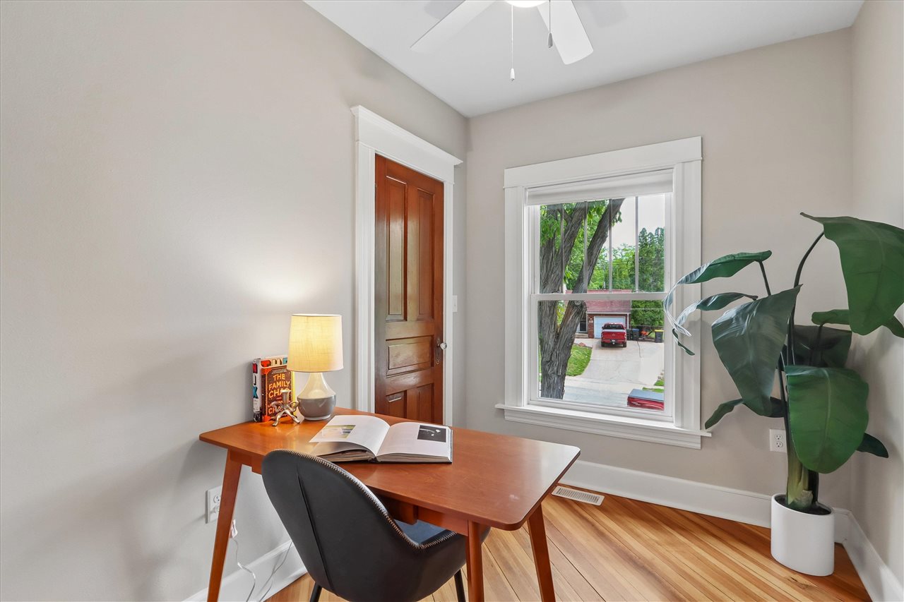 Property Photo 26