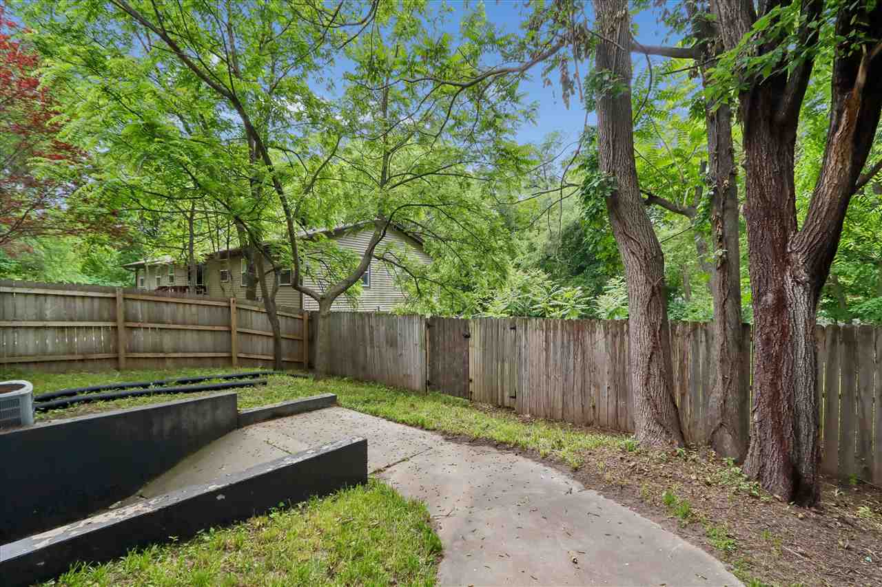 Property Photo 40