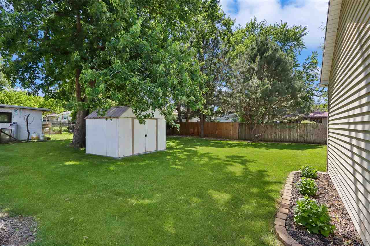 Property Photo 25