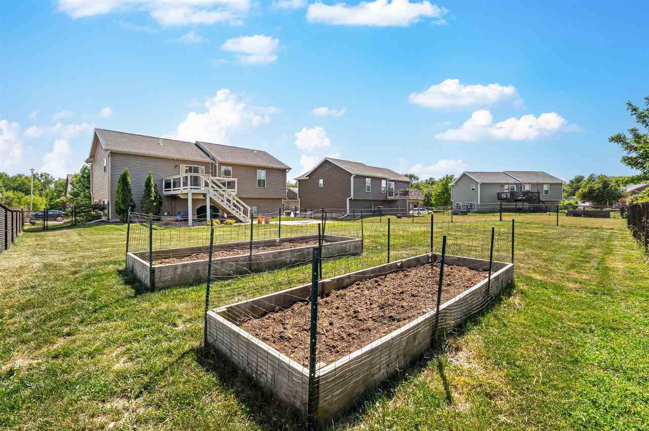 Property Photo 33