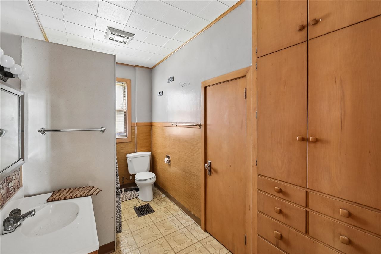 Property Photo 22