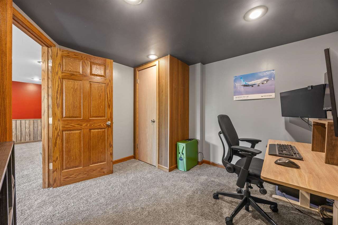 Property Photo 43