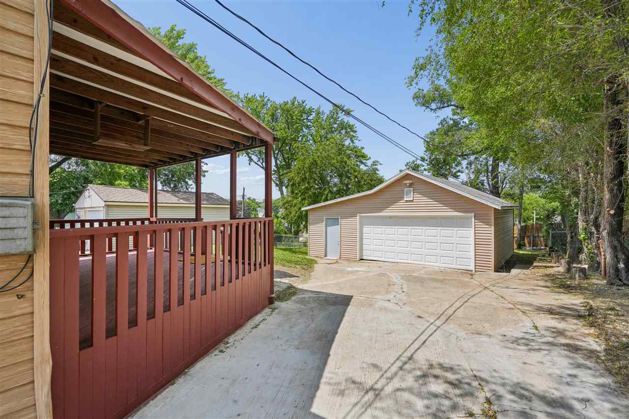 Property Photo 21
