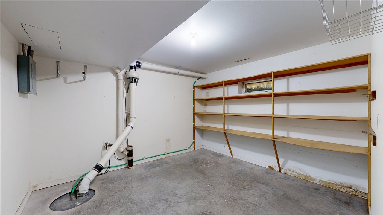 Property Photo 55