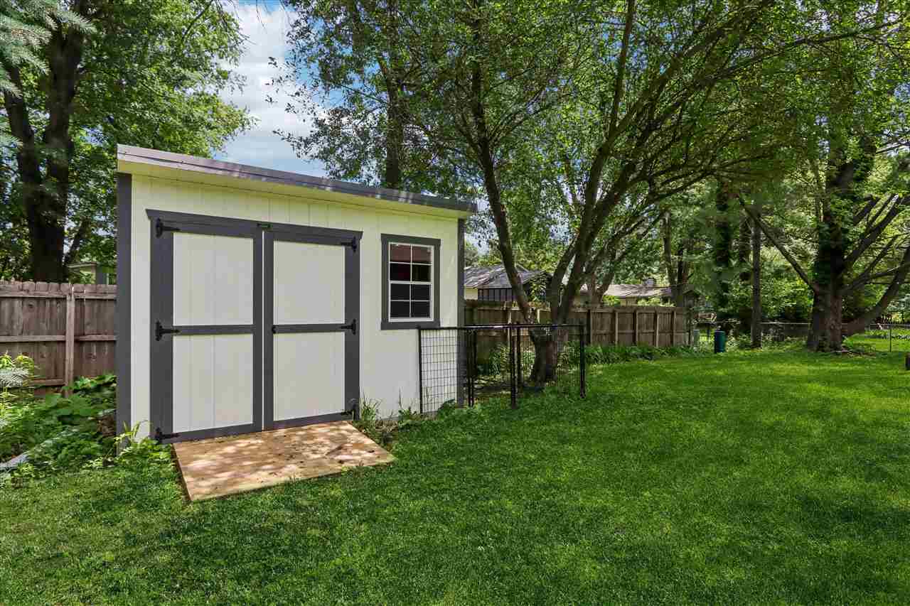 Property Photo 28