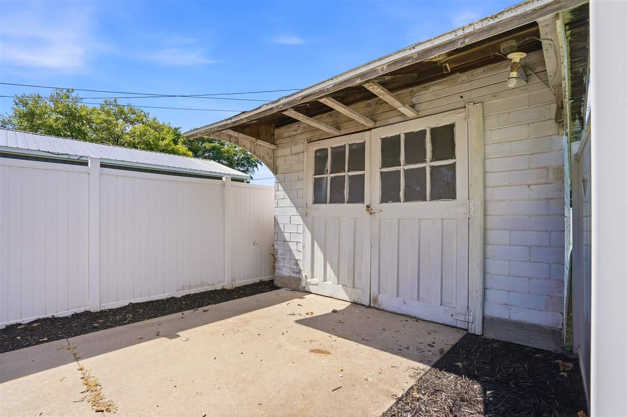 Property Photo 29