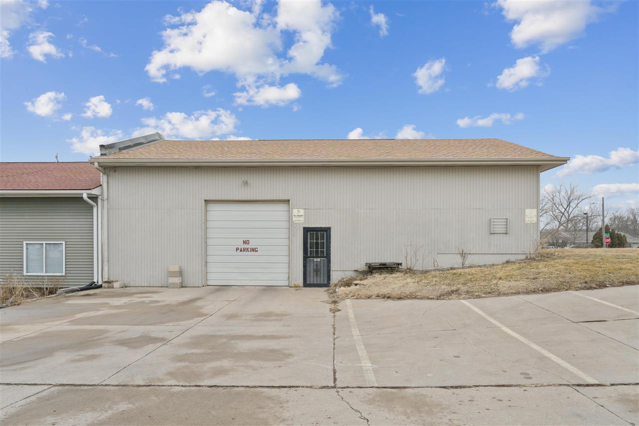2460 10th st Coralville IA 52241