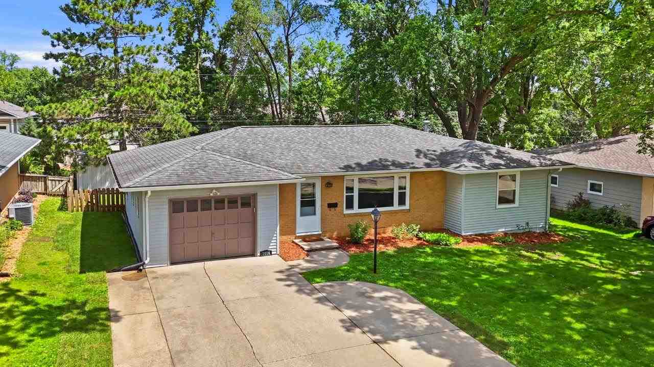 Property Photo 35