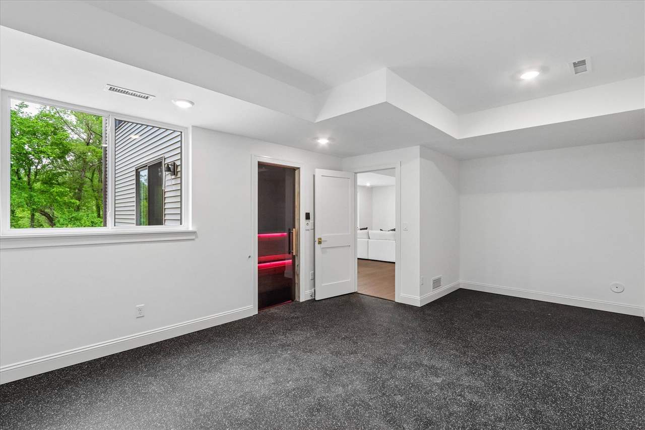 Property Photo 52