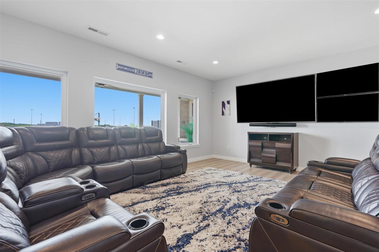 Property Photo 43