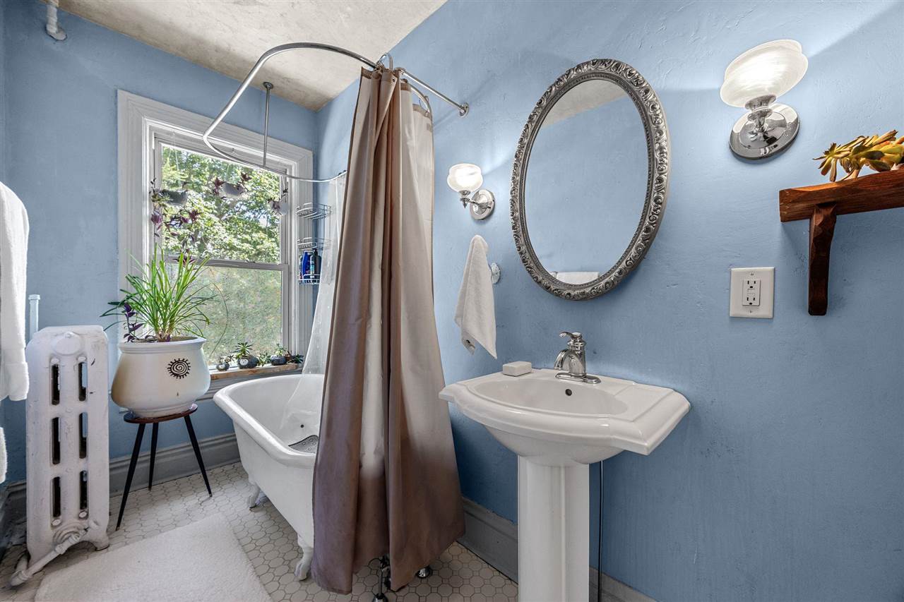 Property Photo 34