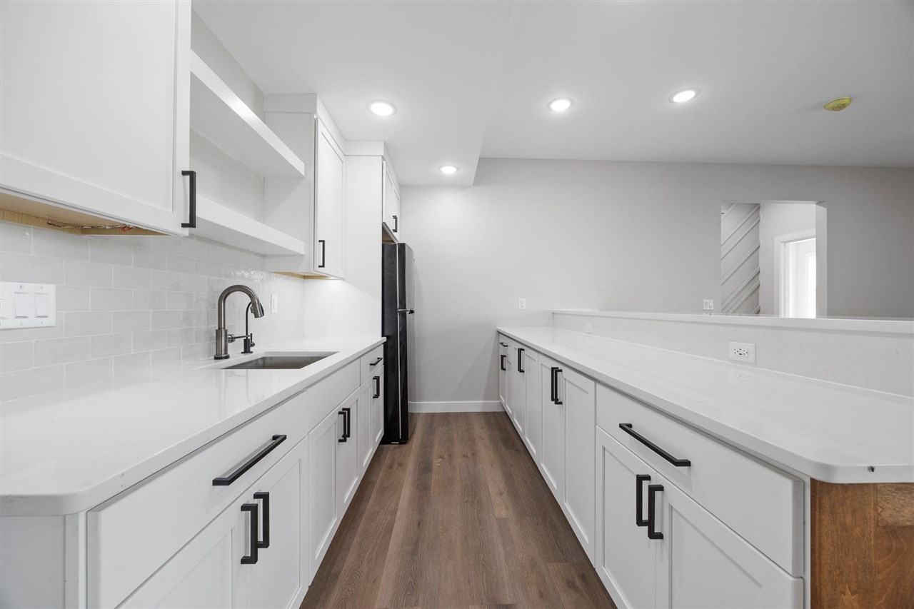 Property Photo 53