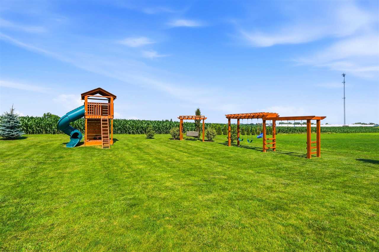 Property Photo 38