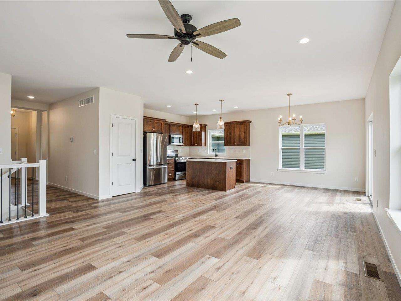 1223 Covered Wagon Dr