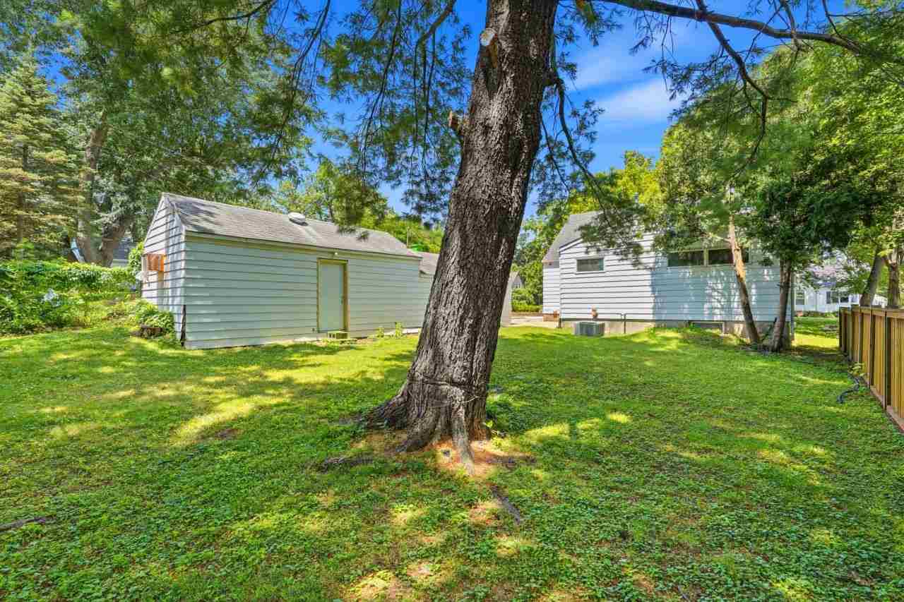 Property Photo 31