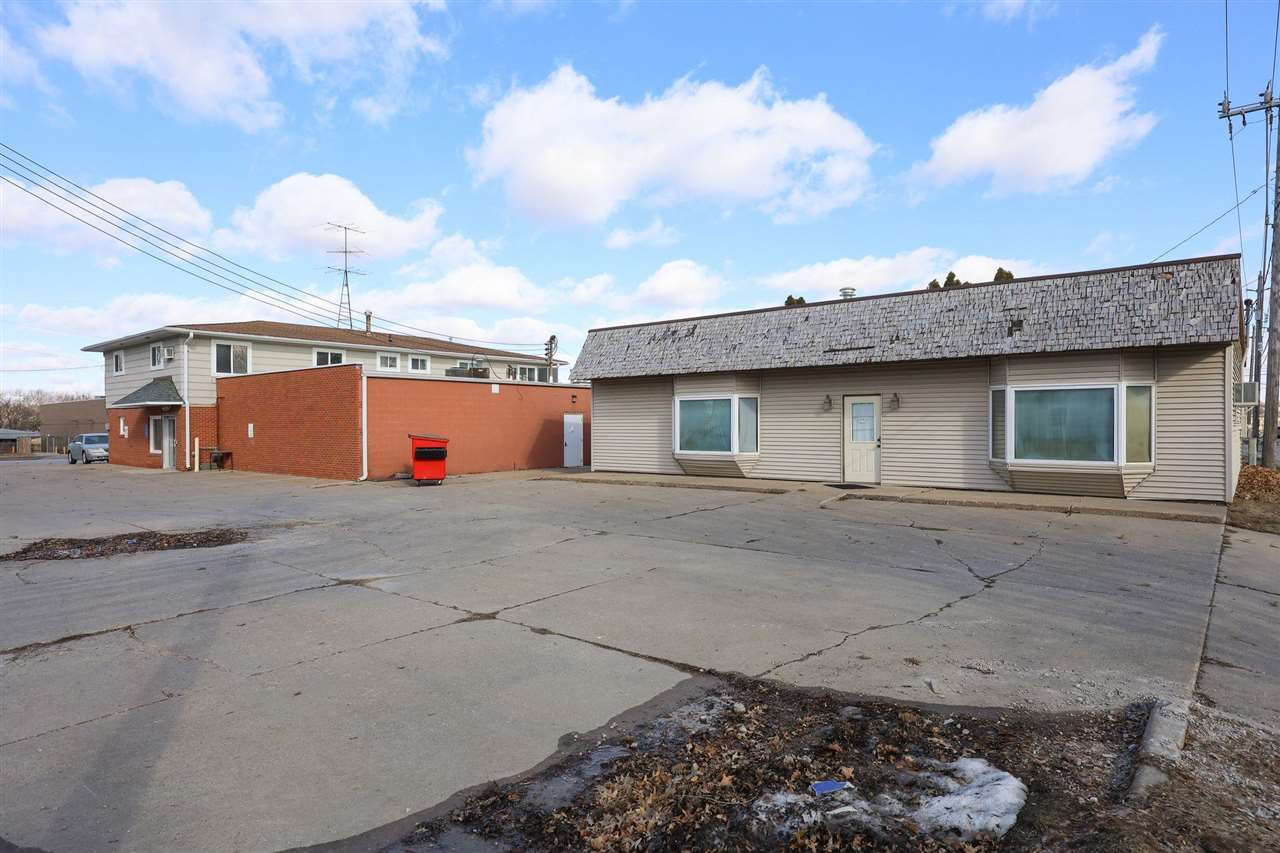 2203 Muscatine Ave IowaCity IA 52240