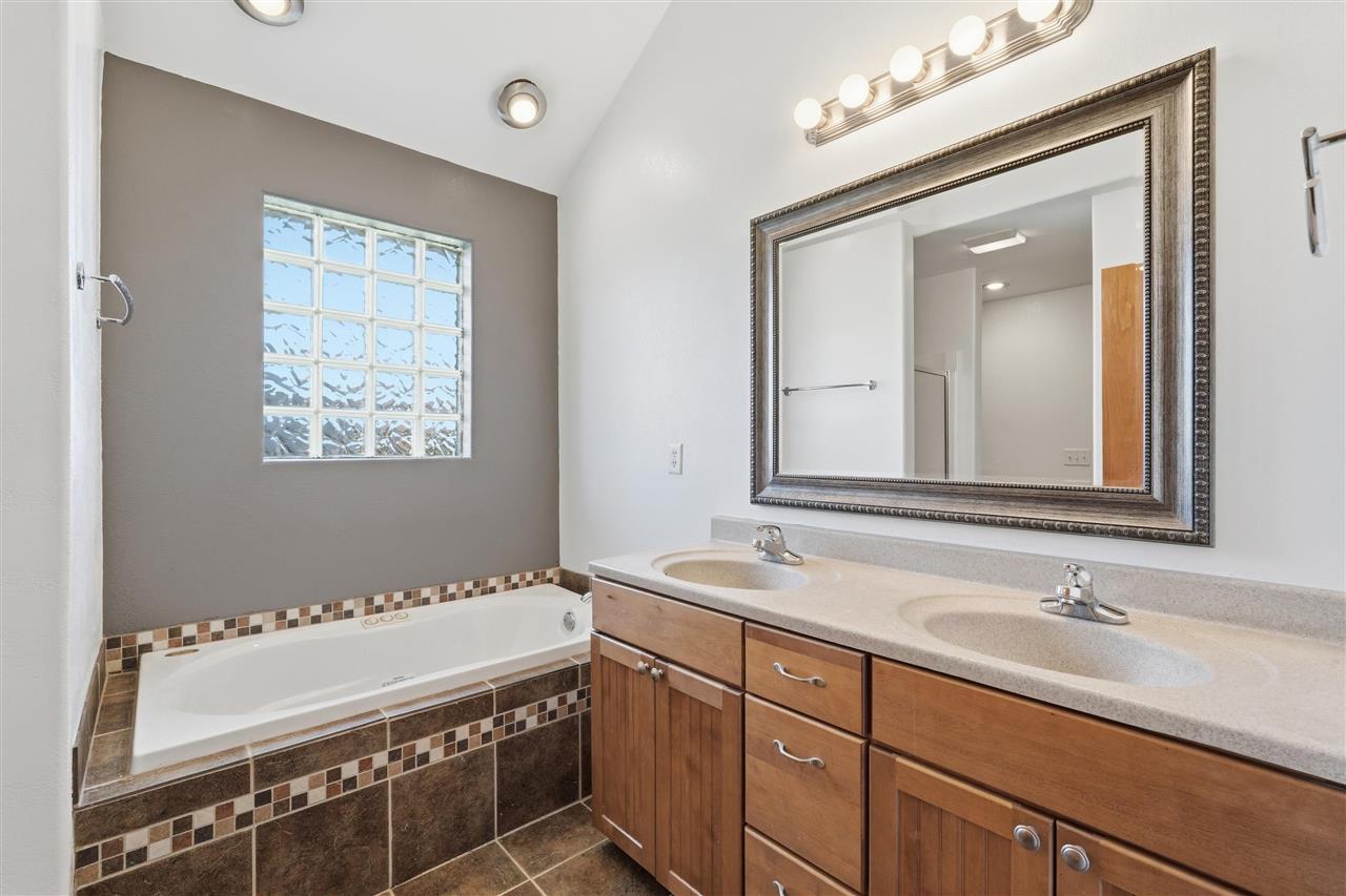 Property Photo 51