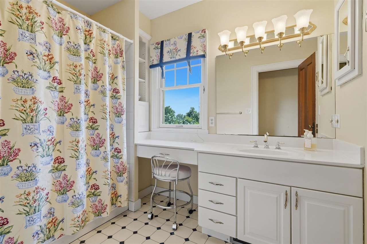Property Photo 39