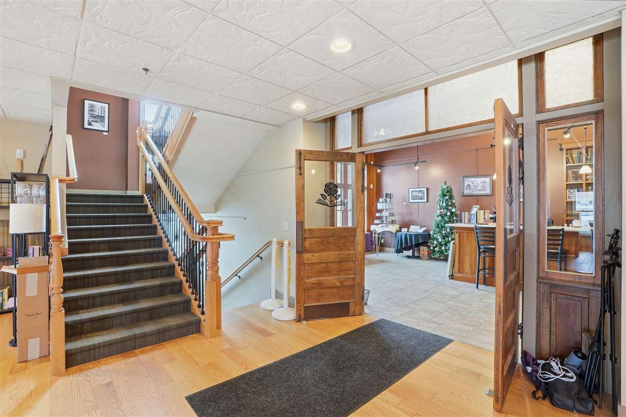 Property Photo 29