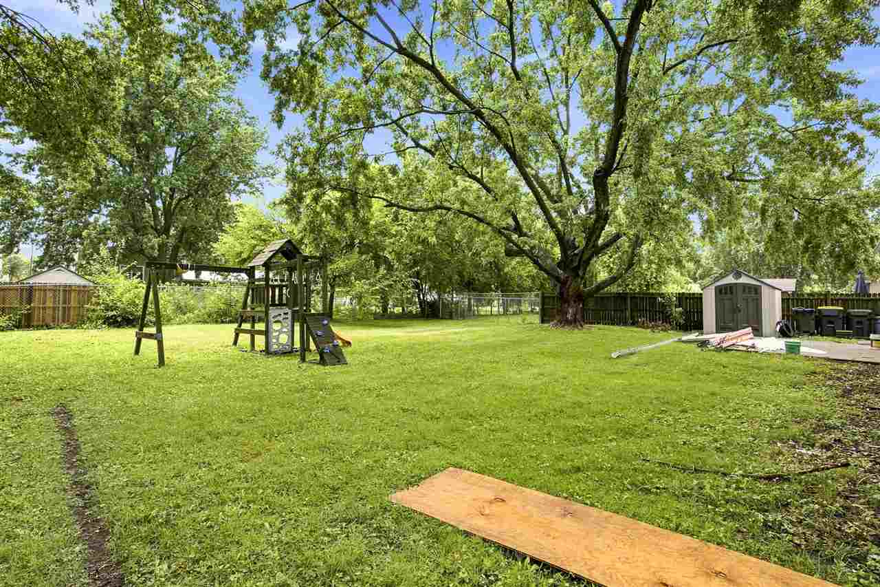 Property Photo 33