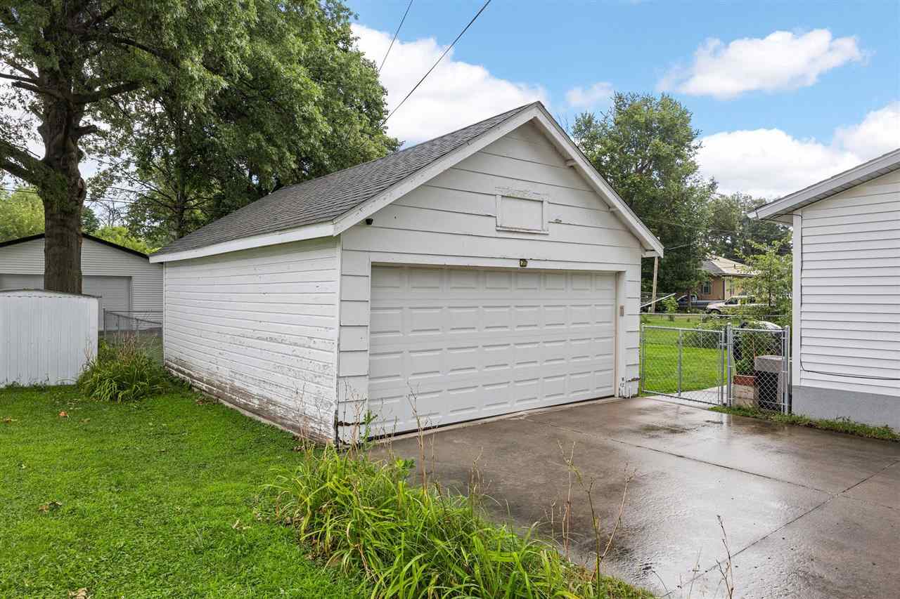Property Photo 26