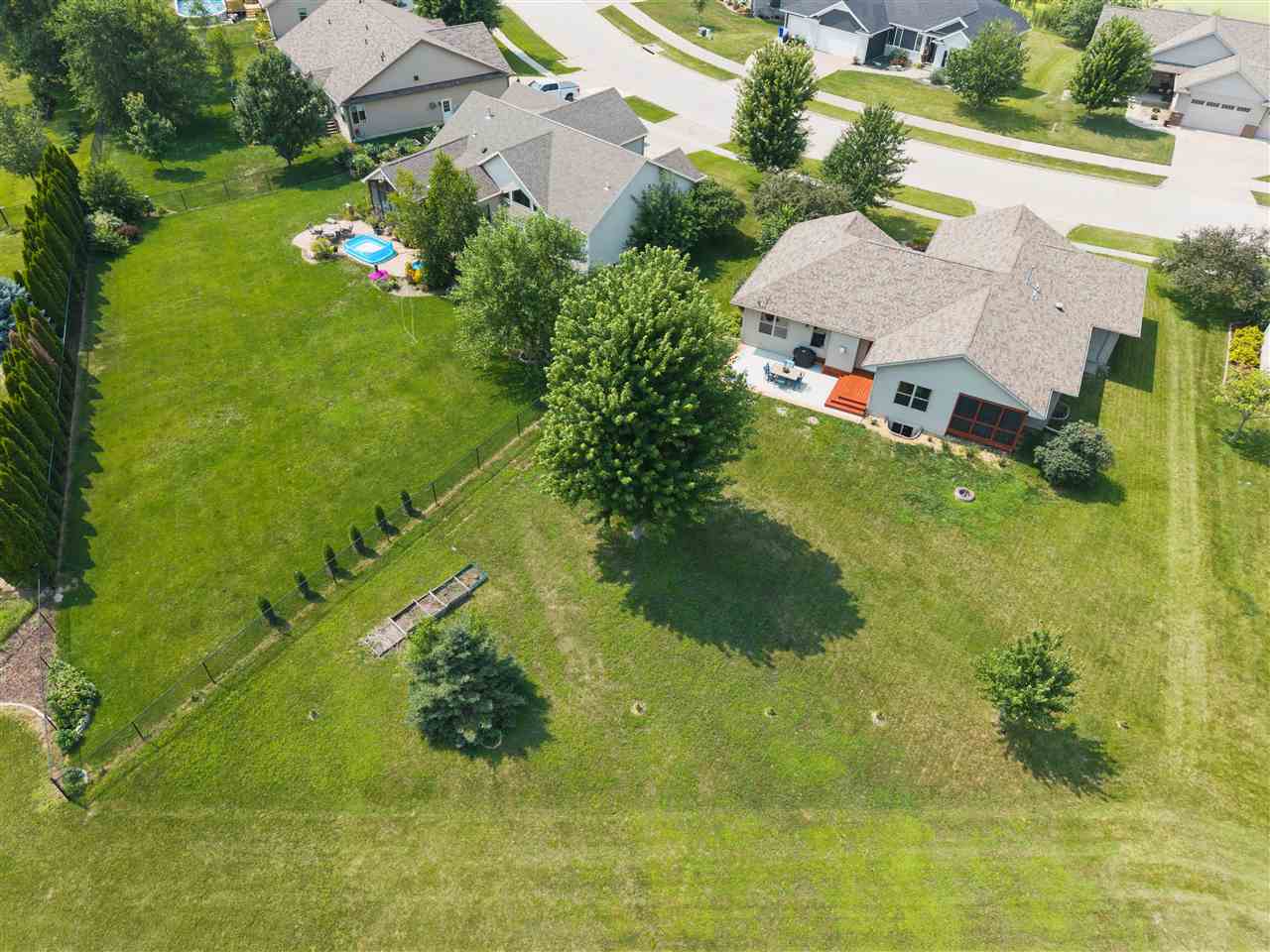 Property Photo 40