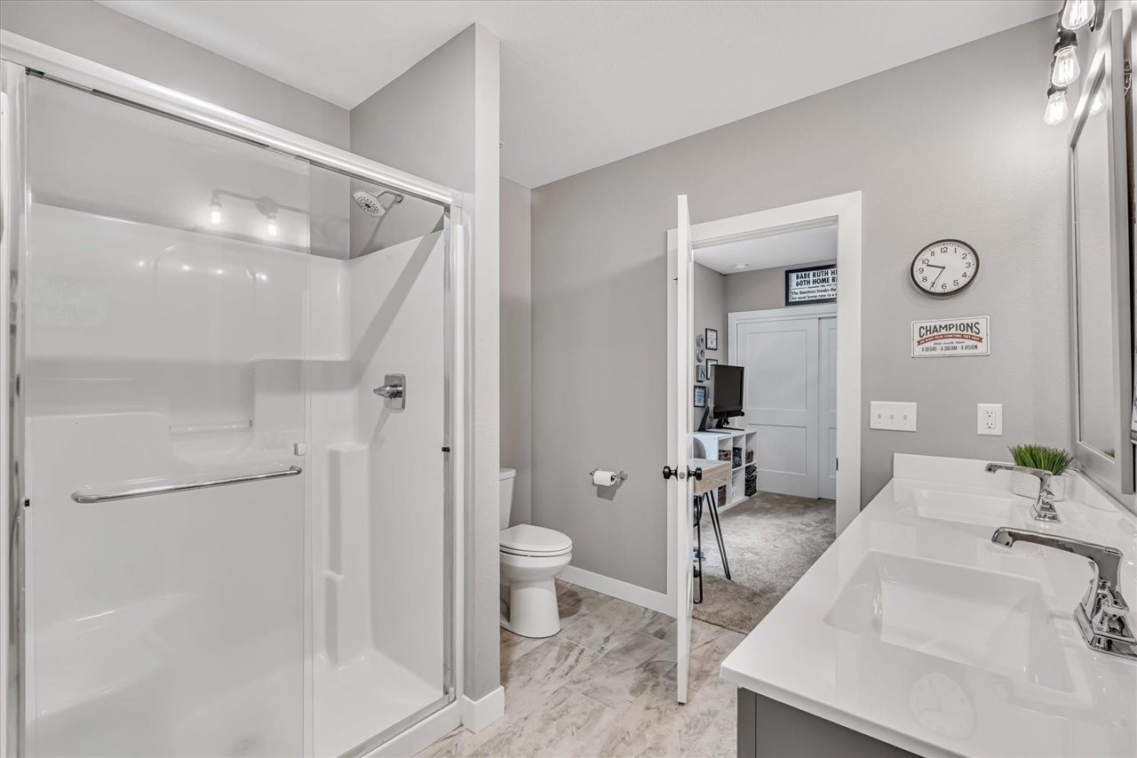 Property Photo 31
