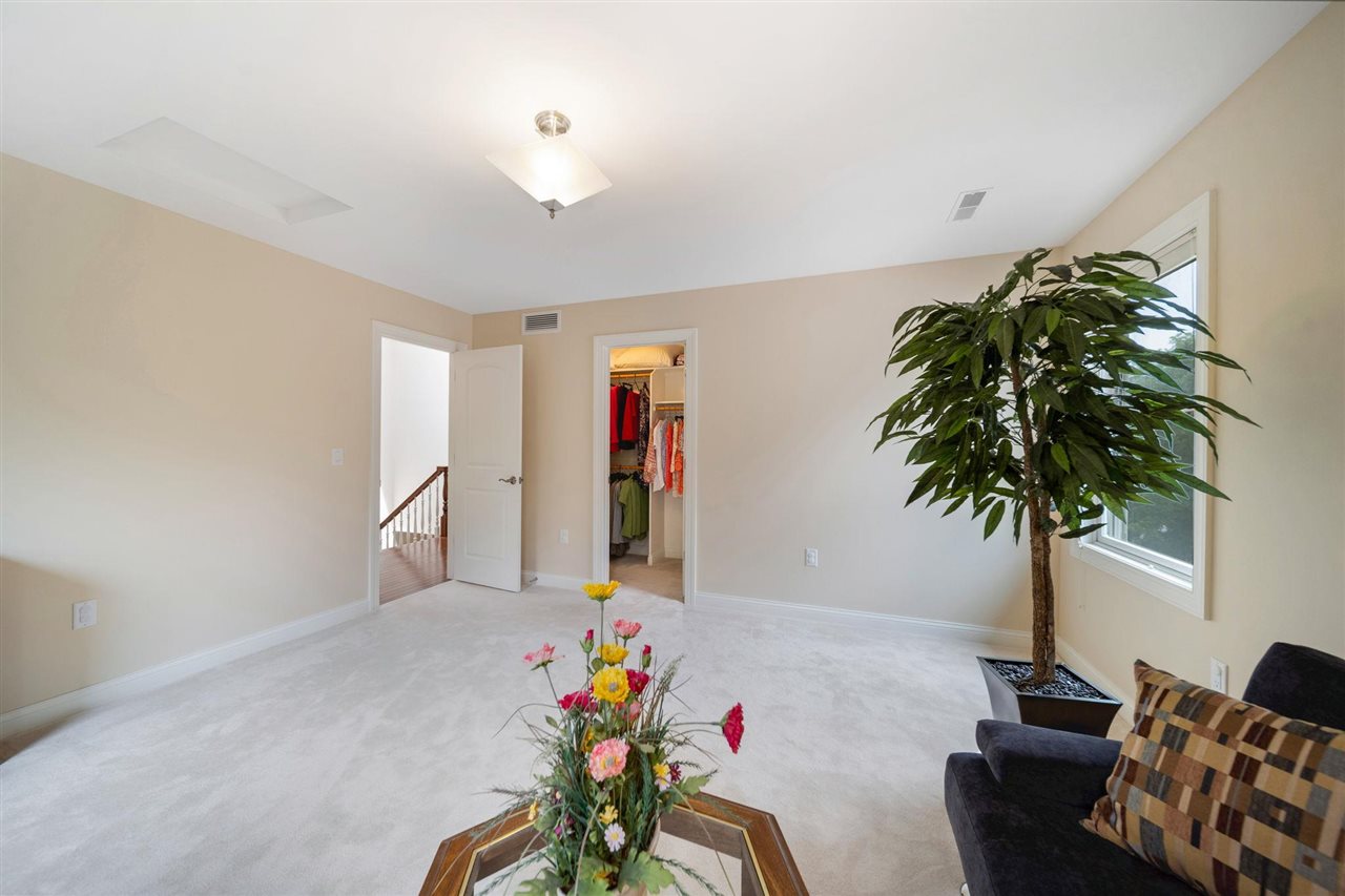 Property Photo 50