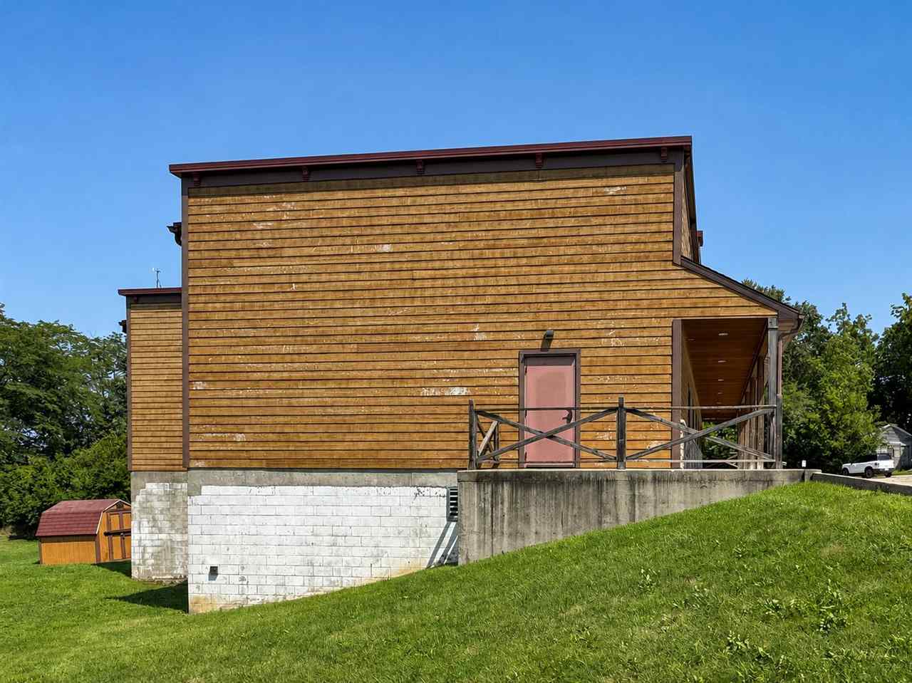 Property Photo 27