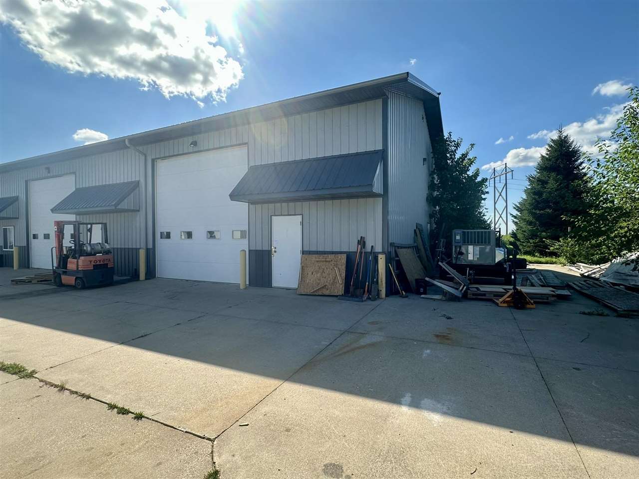 3496 Dolphin Drive #C-D IowaCity IA 52240