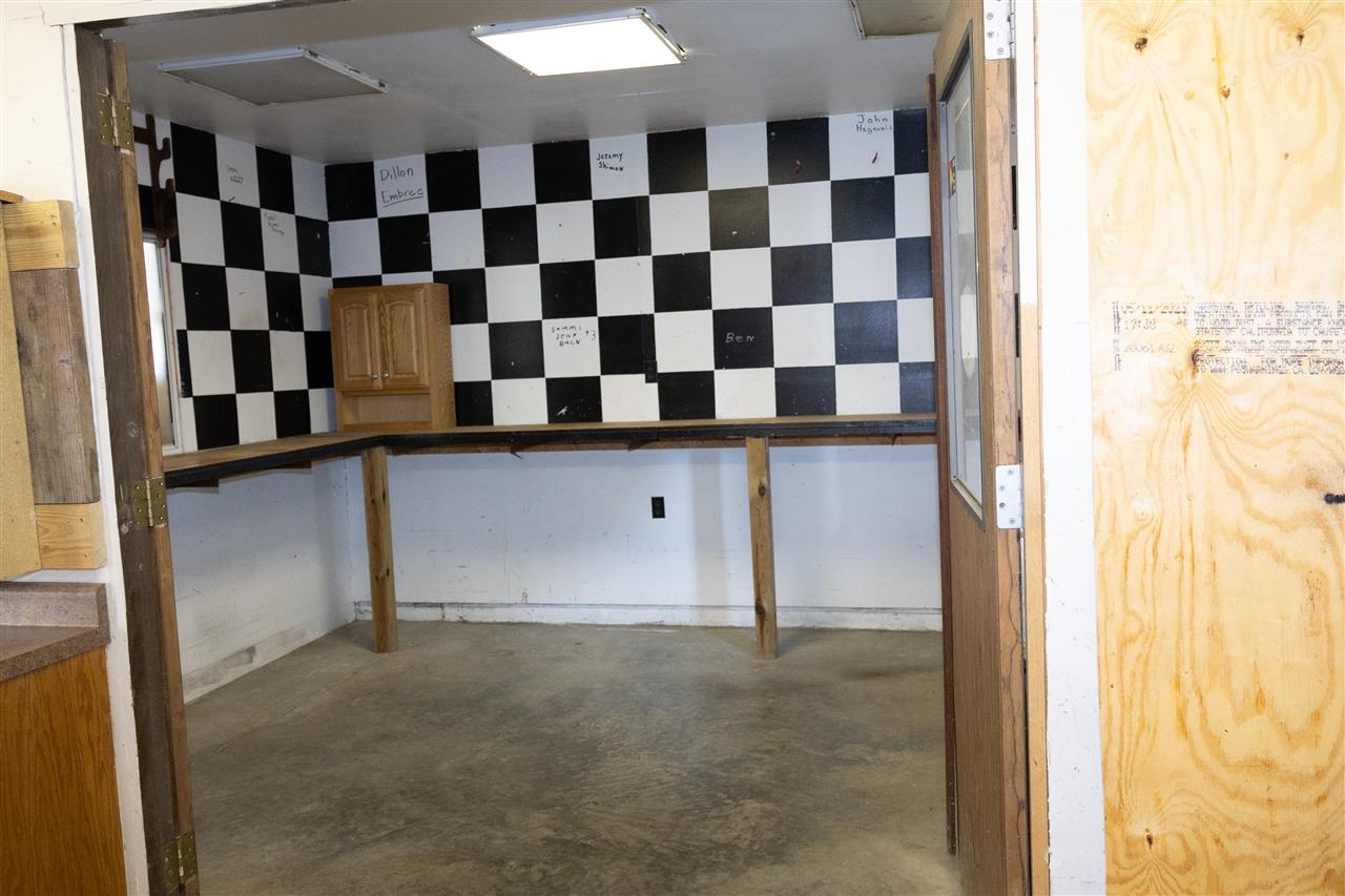 Property Photo 26