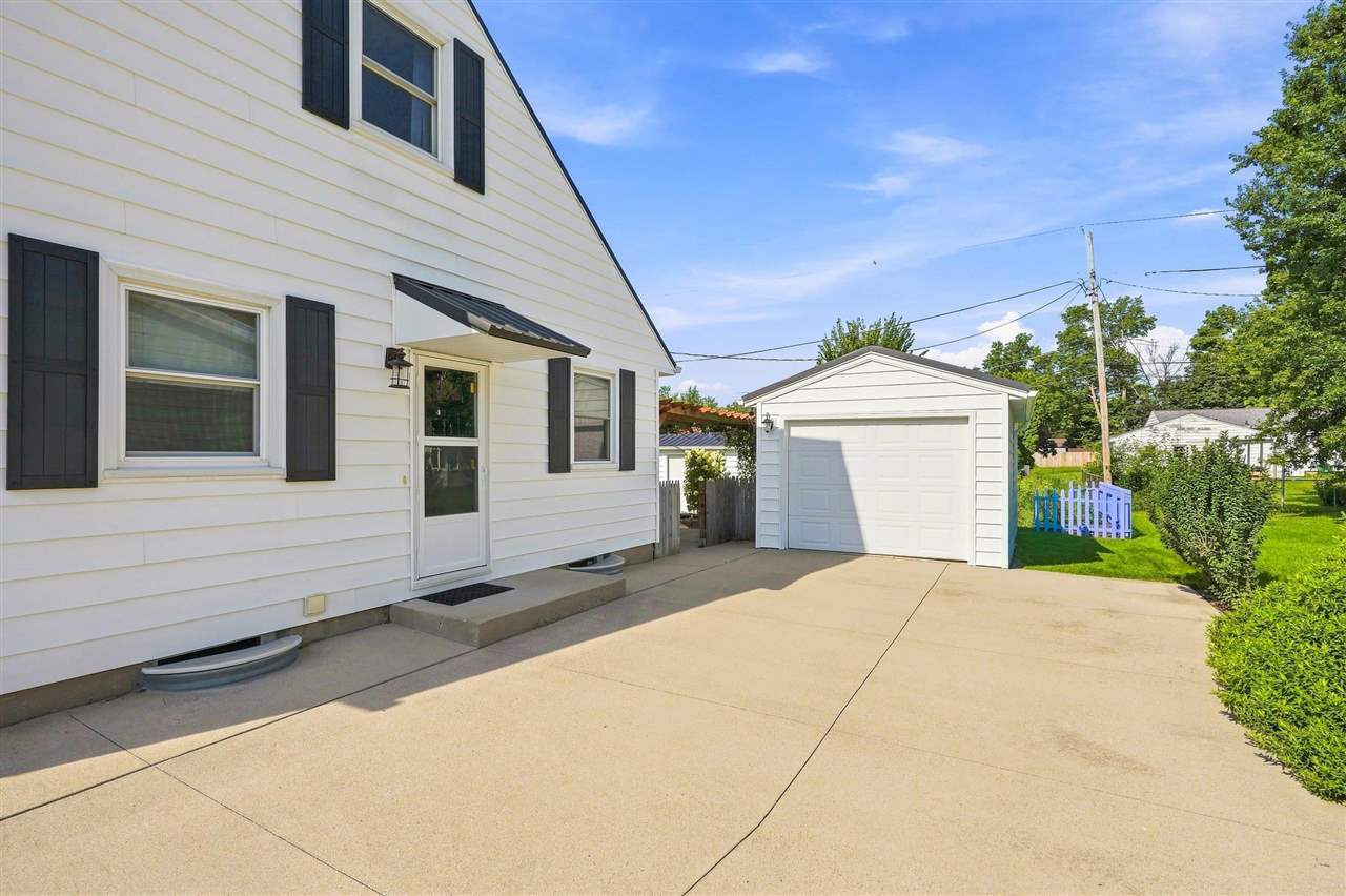 Property Photo 31