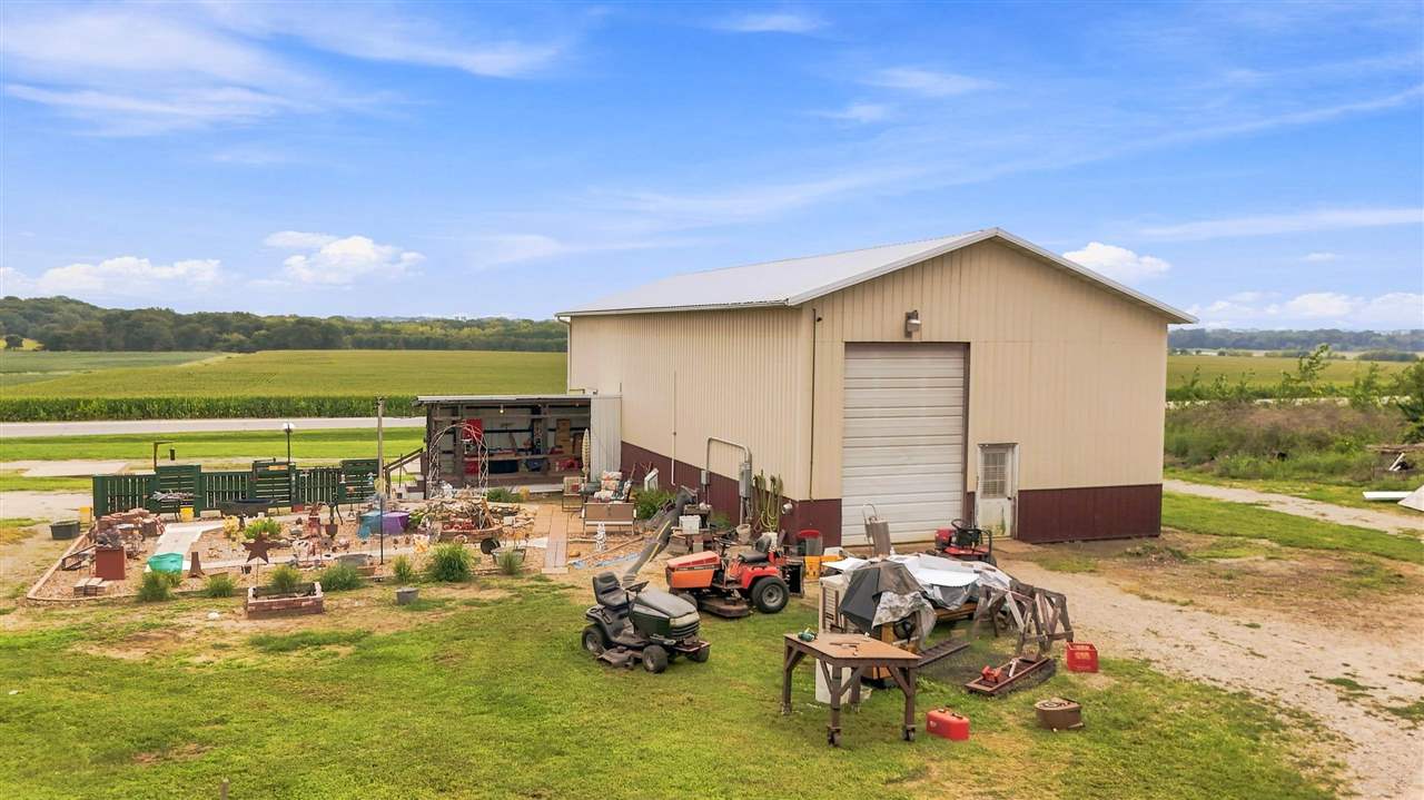 Property Photo 25