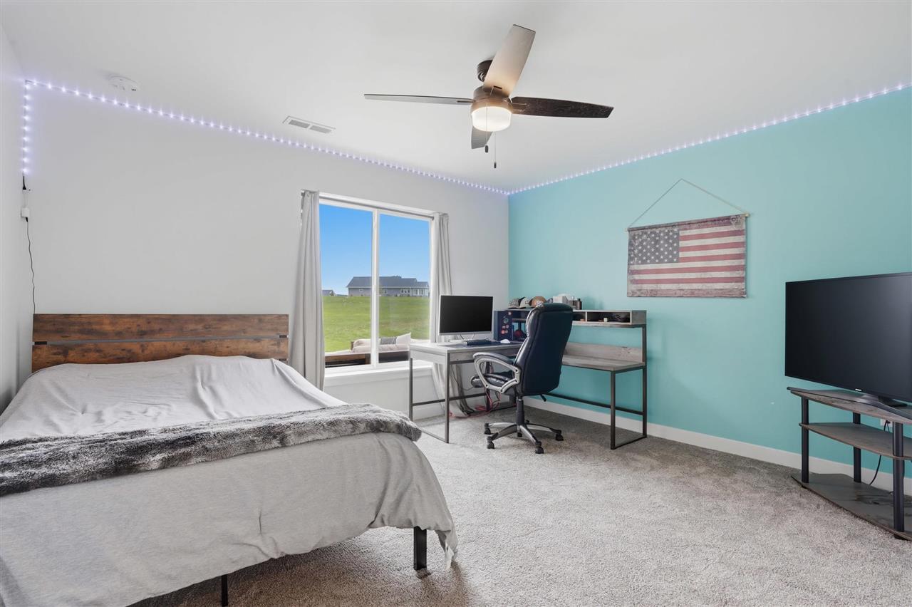 Property Photo 43