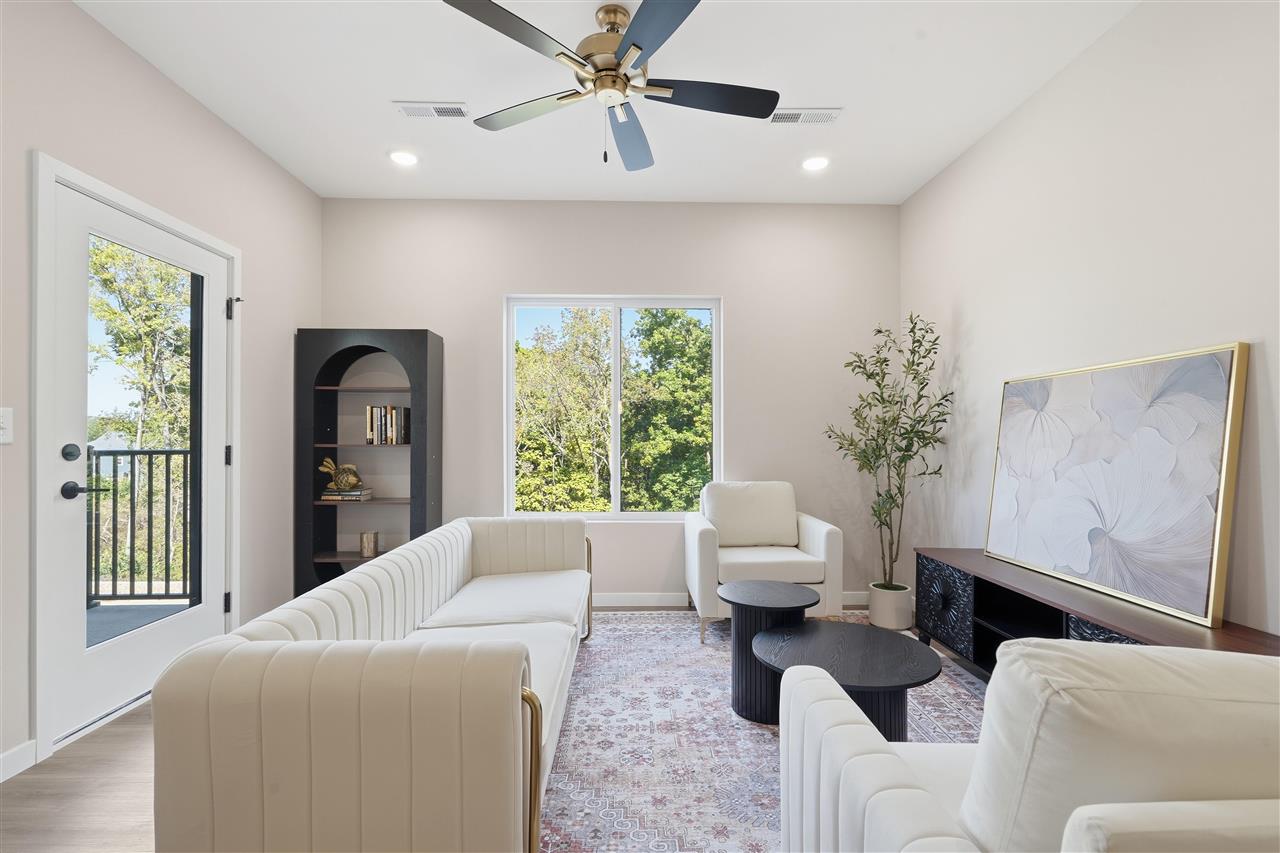 4425 Deer Creek Rd 301-304