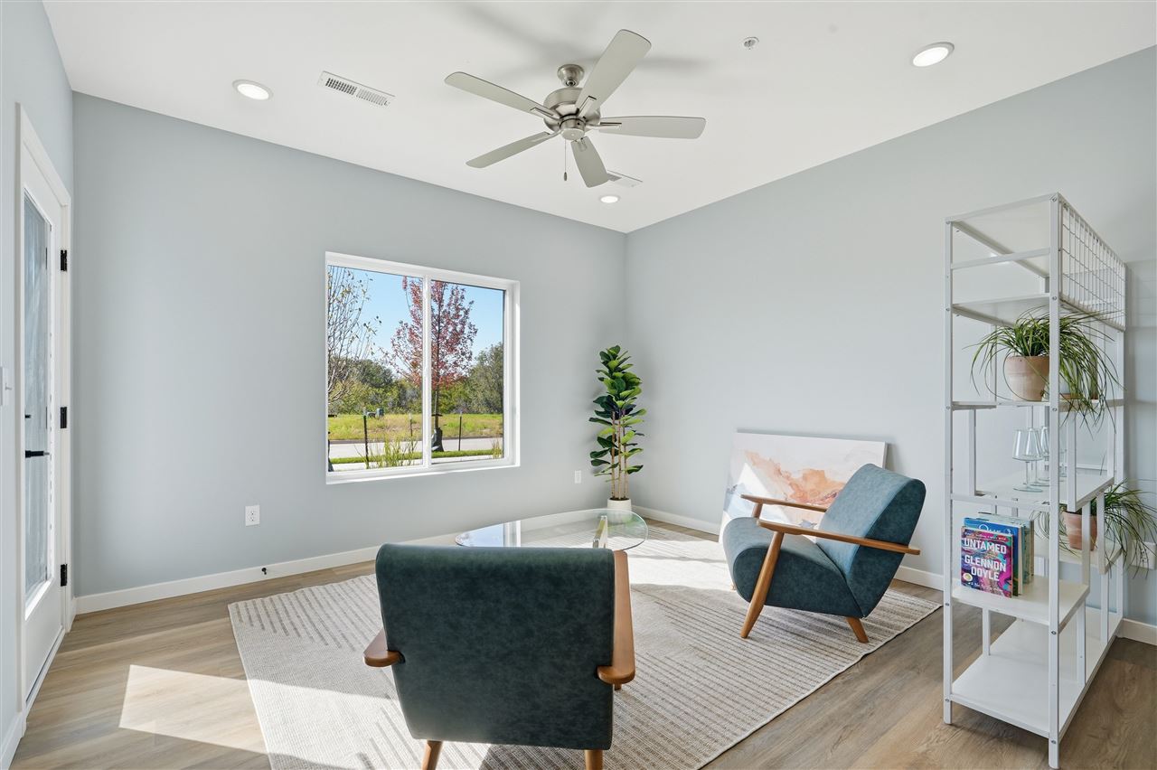 4425 Deer Creek Rd 301-304