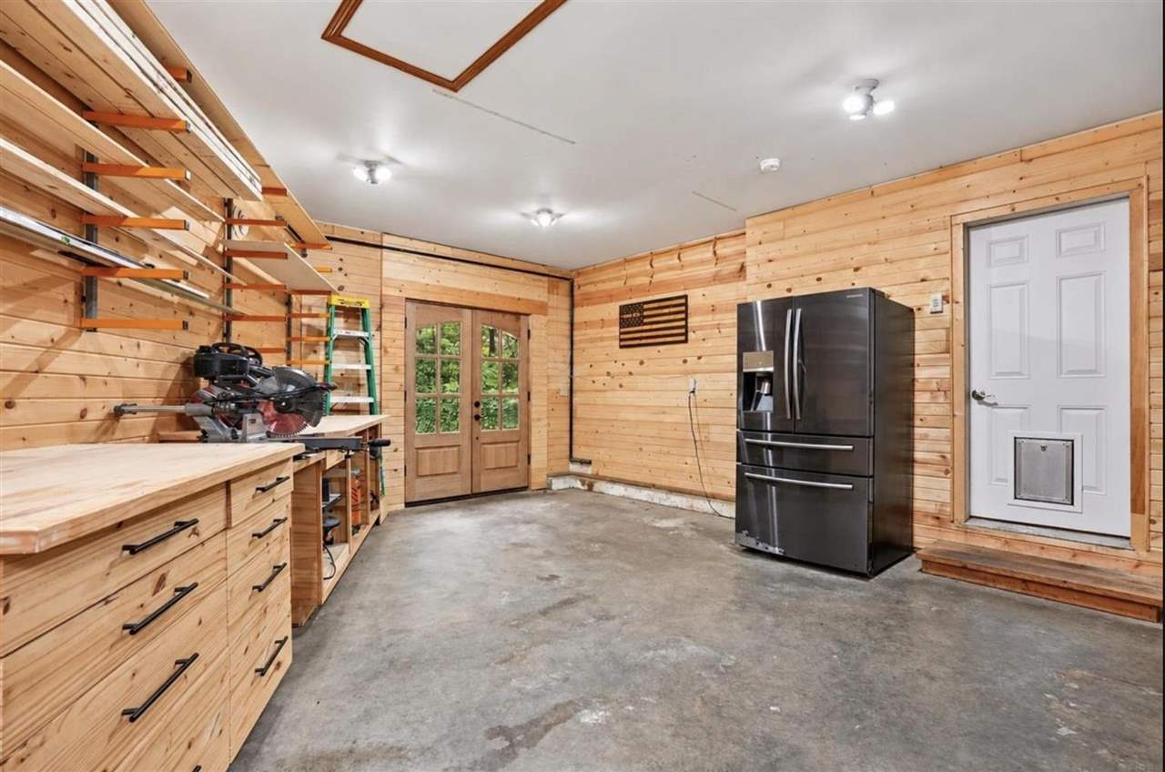 Property Photo 43