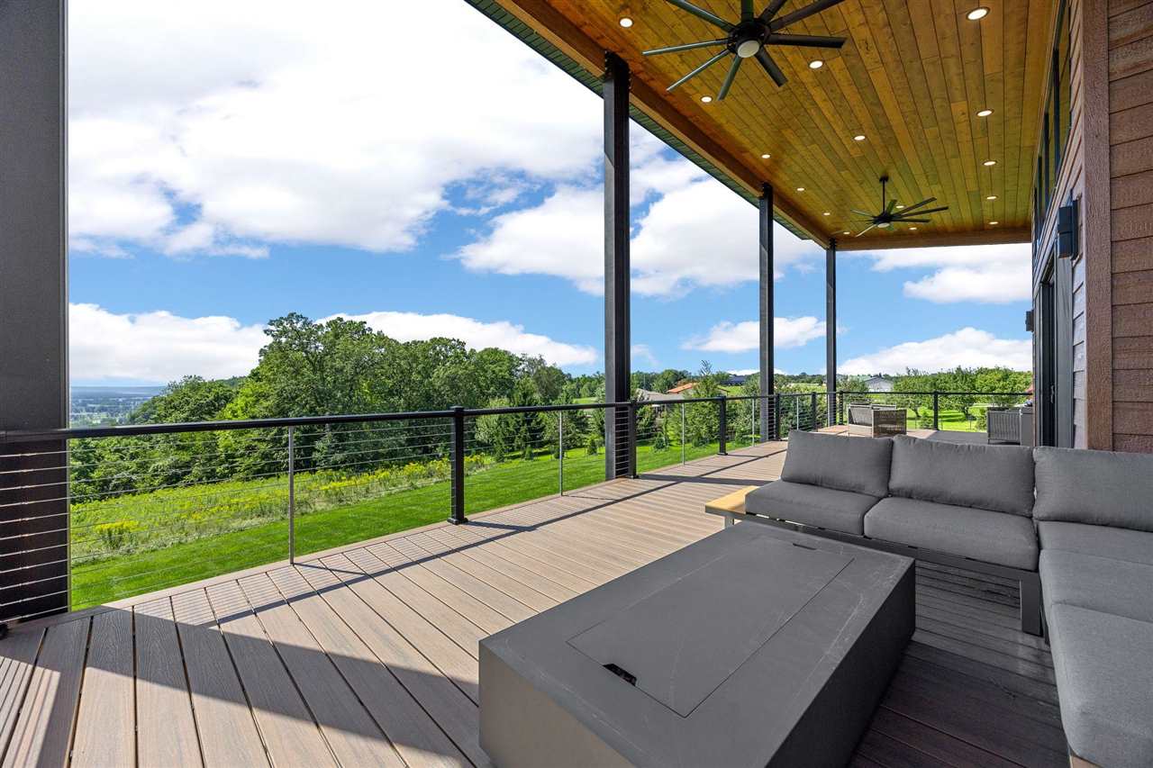 Property Photo 44