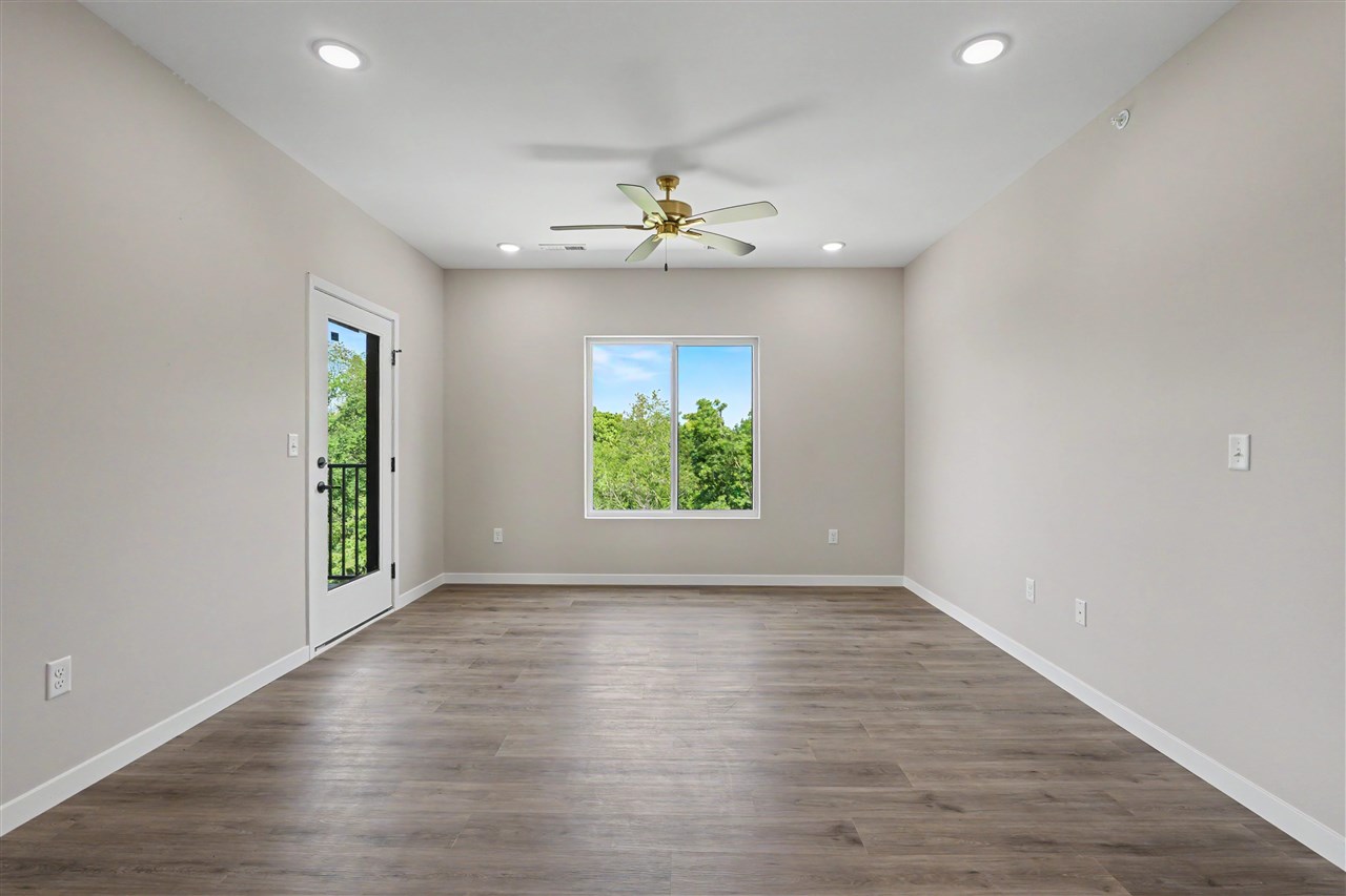 4428 Deer Creek Rd 302