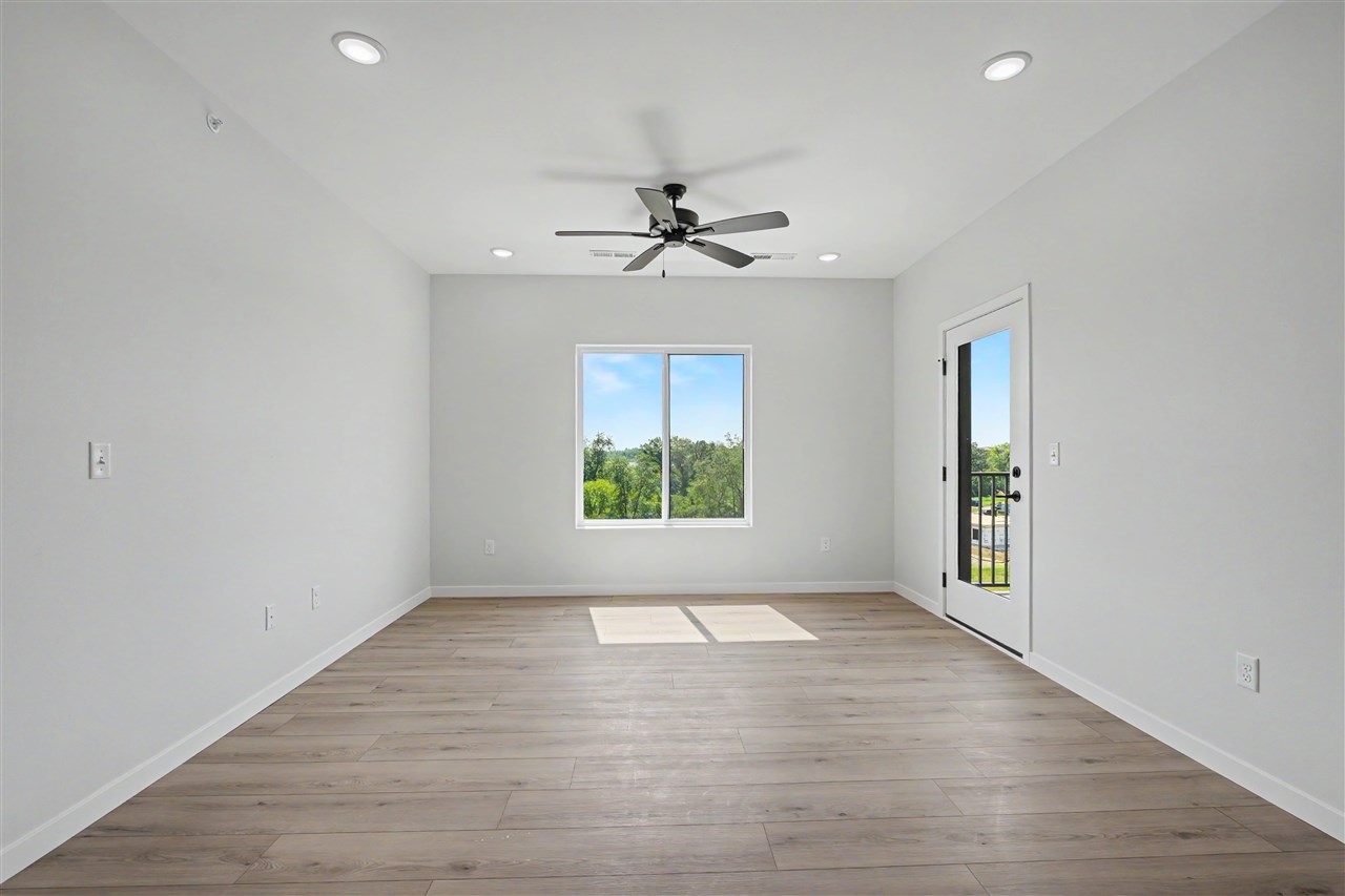 4428 Deer Creek Rd 301