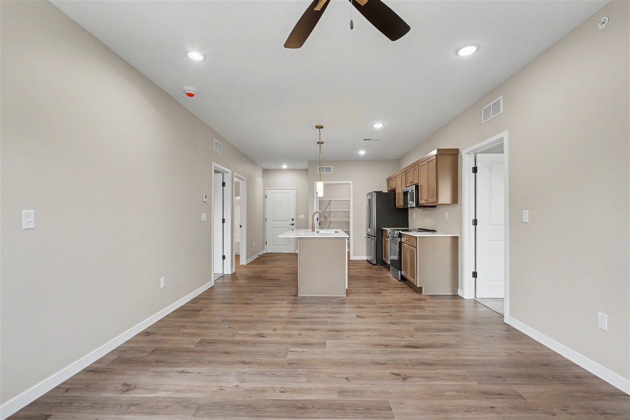 4428 Deer Creek Rd 306