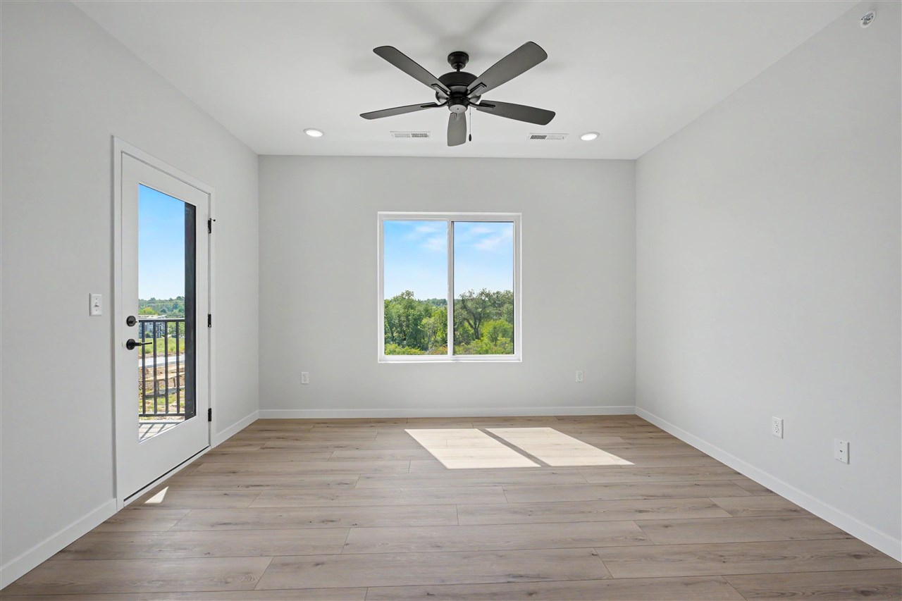 4428 Deer Creek Rd 305