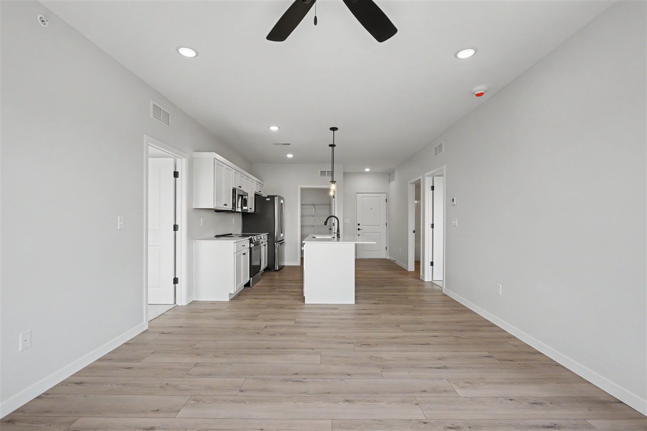 4428 Deer Creek Rd 305