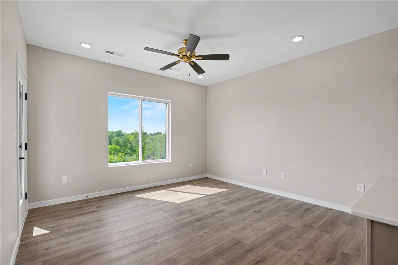4428 Deer Creek Rd 307