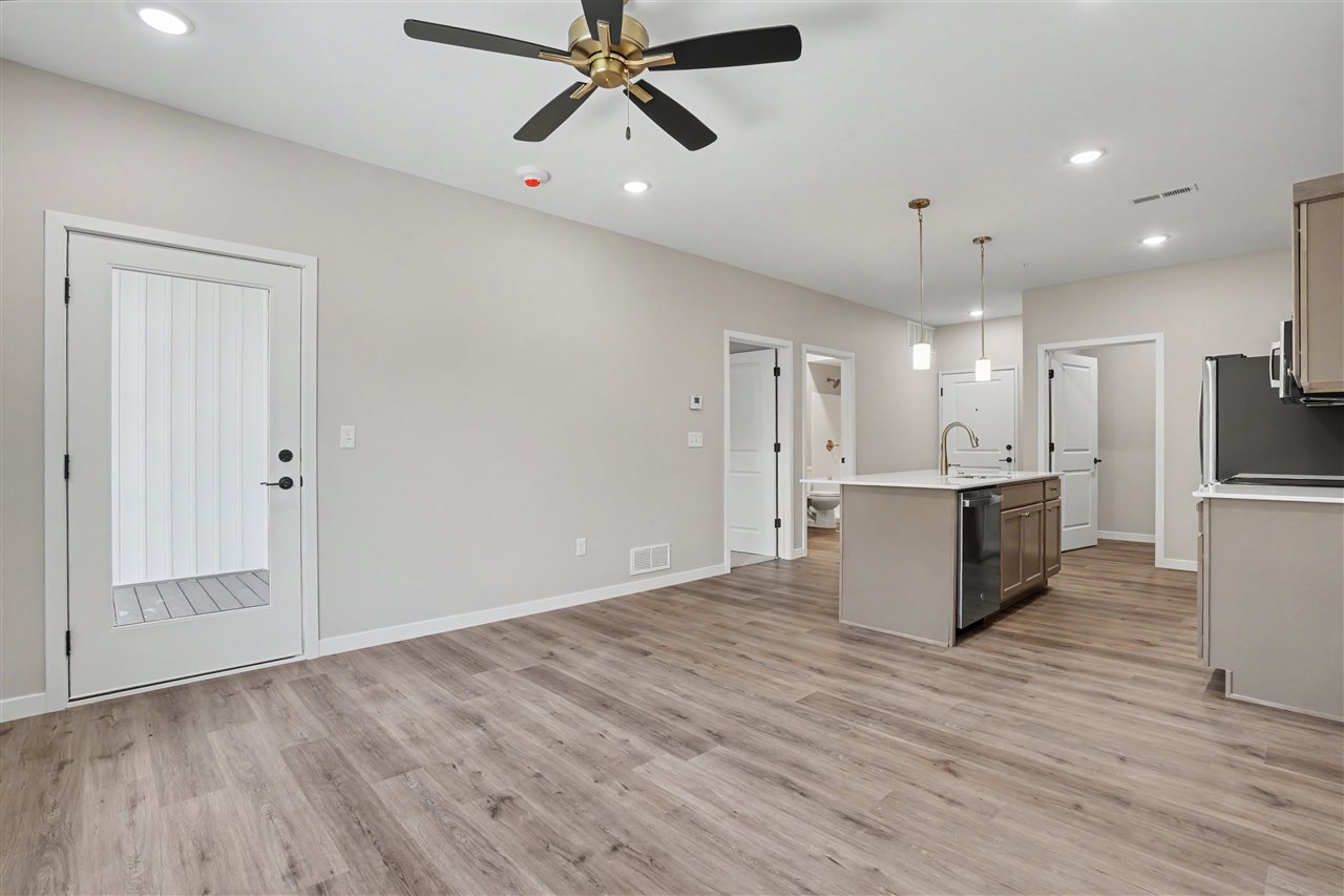 4428 Deer Creek Rd 208