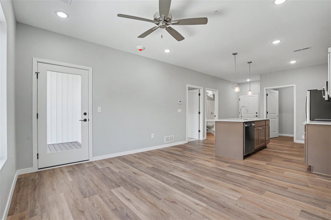4428 Deer Creek Rd 204