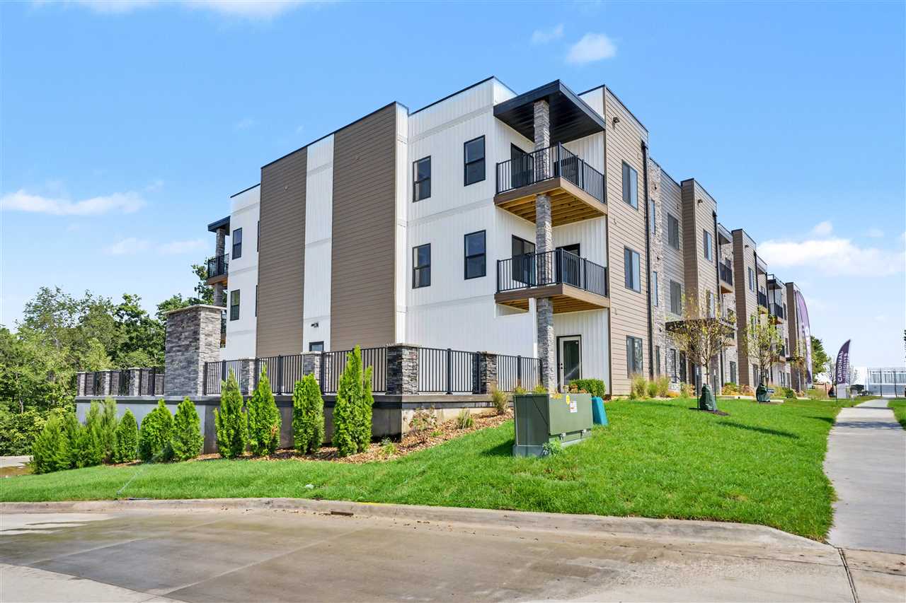 4428 Deer Creek Rd 202
